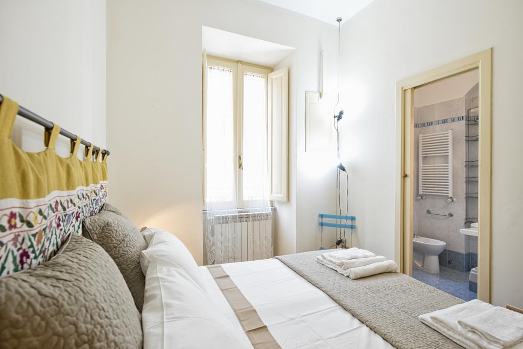Casa Elena - Italyholidayhouse Róma Szoba fotó